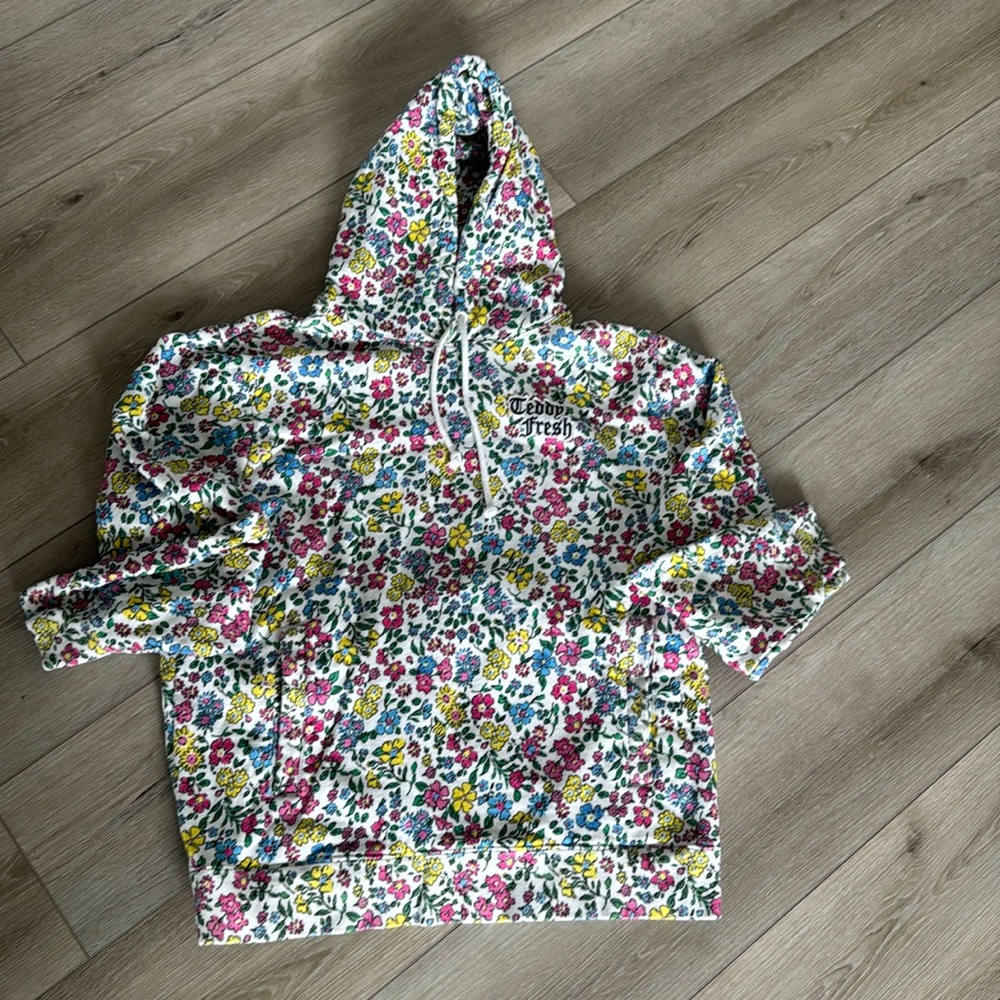 Teddy Fresh floral sweatshirt size L